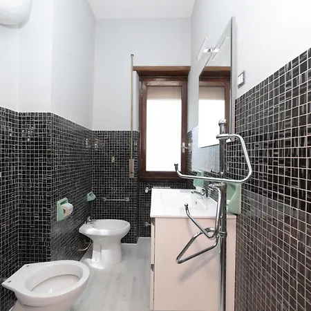 Cinecitta' House Apartmán *