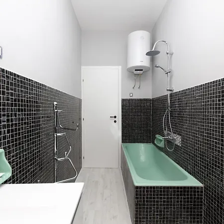 Apartmán Cinecitta' House *