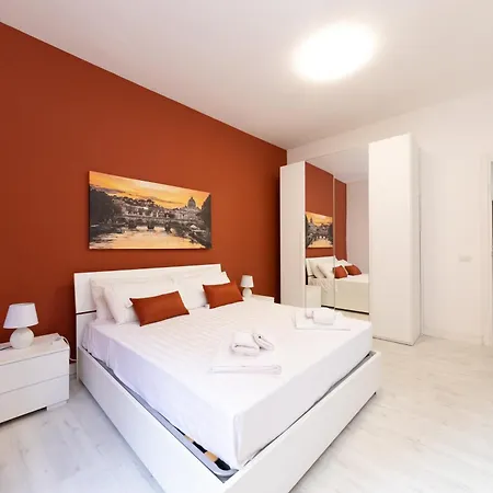 Apartment Cinecitta' House