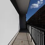 Cinecitta' House Διαμέρισμα *